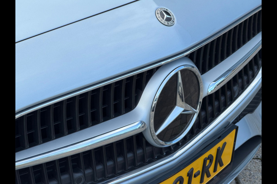 Mercedes-Benz C-Klasse 200 Luxury Line, 1e eigenaar, NAP, CarPlay, Leder, DISTRONIC, 18 inch