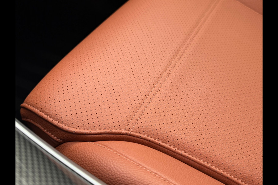Mercedes-Benz C-Klasse 200 Luxury Line, 1e eigenaar, NAP, CarPlay, Leder, DISTRONIC, 18 inch