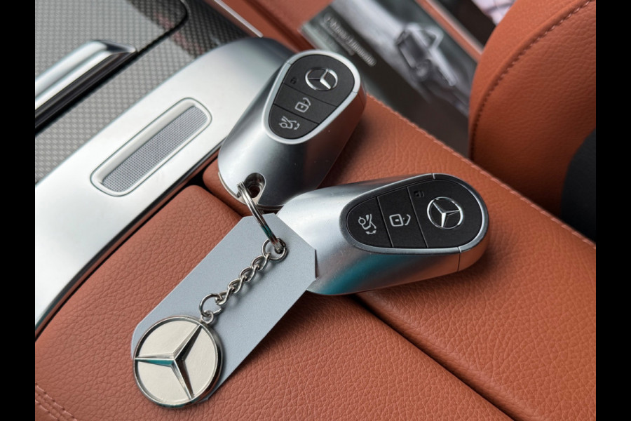 Mercedes-Benz C-Klasse 200 Luxury Line, 1e eigenaar, NAP, CarPlay, Leder, DISTRONIC, 18 inch