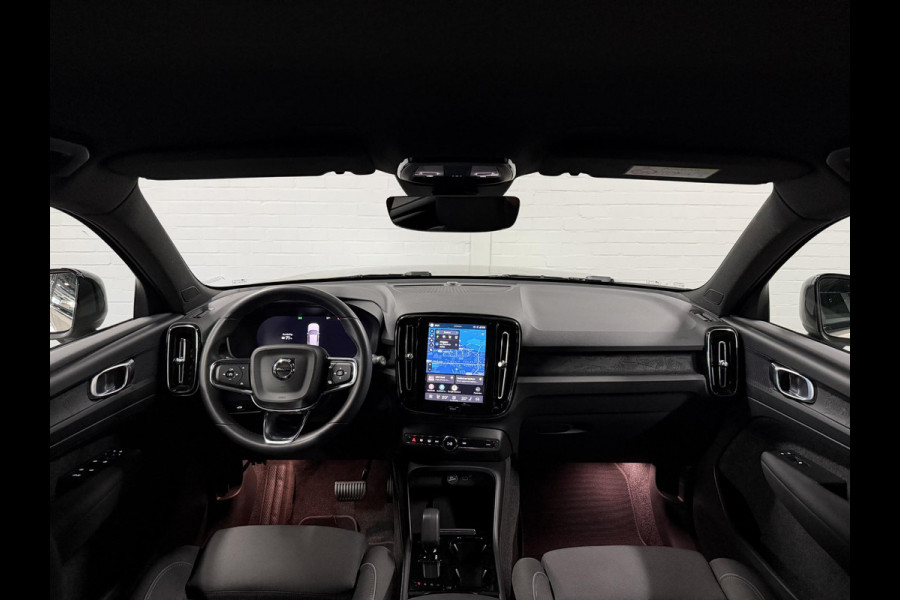Volvo EX40 Single Motor Extended Range Plus 82 kWh Warmtepomp | Adapt. cruise control | Stuur-/Stoelverwarming | Google | Camera | Keyless entry | Blis