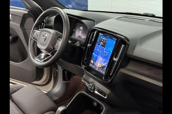 Volvo EX40 Single Motor Extended Range Plus 82 kWh Warmtepomp | Adapt. cruise control | Stuur-/Stoelverwarming | Google | Camera | Keyless entry | Blis