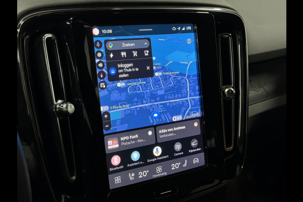 Volvo EX40 Single Motor Extended Range Plus 82 kWh Warmtepomp | Adapt. cruise control | Stuur-/Stoelverwarming | Google | Camera | Keyless entry | Blis