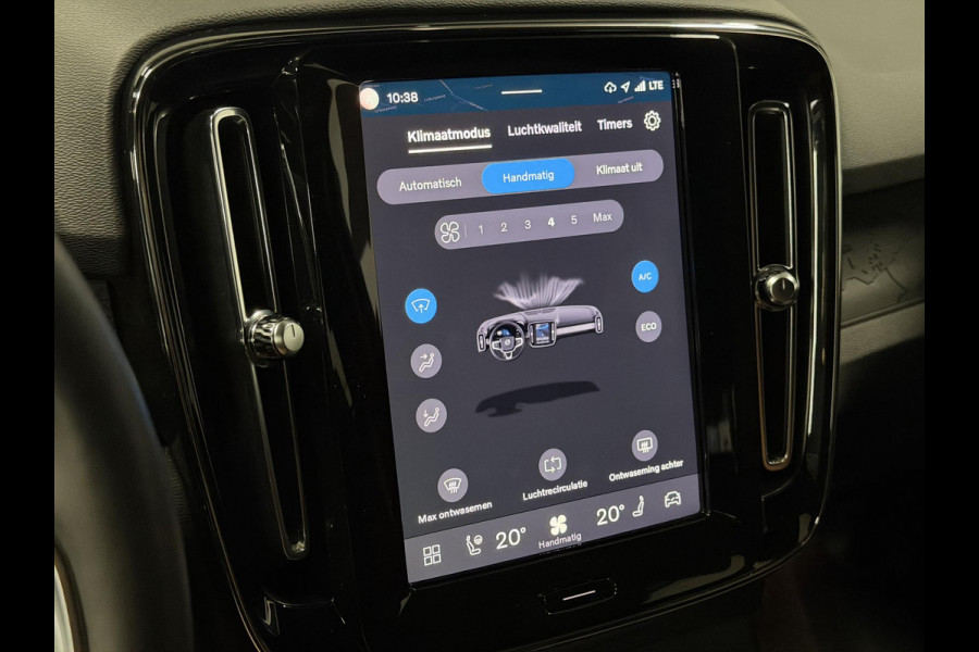 Volvo EX40 Single Motor Extended Range Plus 82 kWh Warmtepomp | Adapt. cruise control | Stuur-/Stoelverwarming | Google | Camera | Keyless entry | Blis