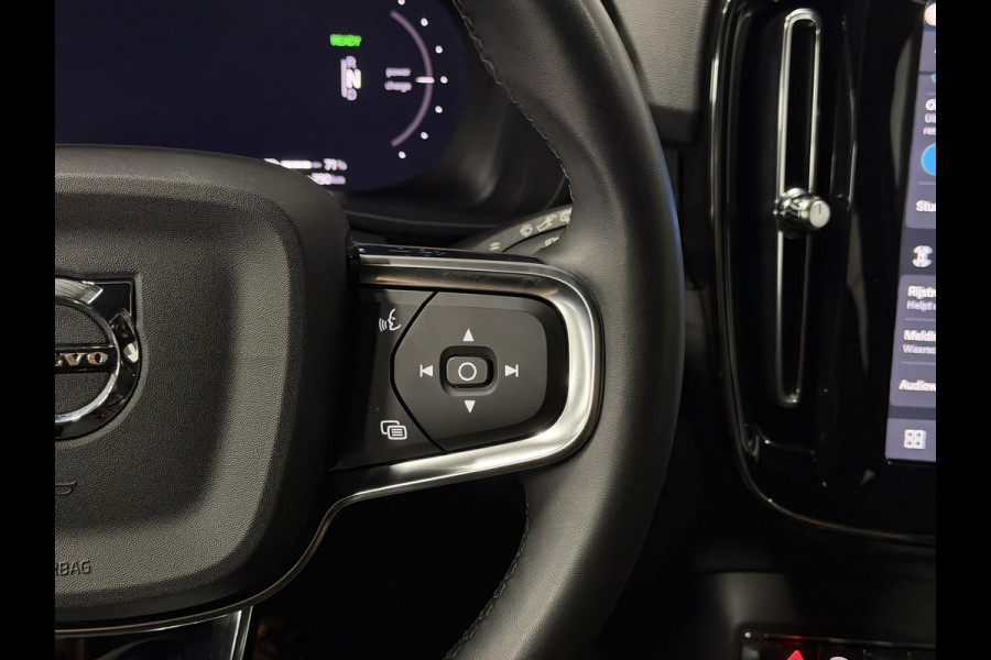 Volvo EX40 Single Motor Extended Range Plus 82 kWh Warmtepomp | Adapt. cruise control | Stuur-/Stoelverwarming | Google | Camera | Keyless entry | Blis