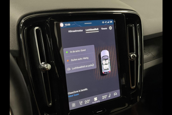 Volvo EX40 Single Motor Extended Range Plus 82 kWh Warmtepomp | Adapt. cruise control | Stuur-/Stoelverwarming | Google | Camera | Keyless entry | Blis