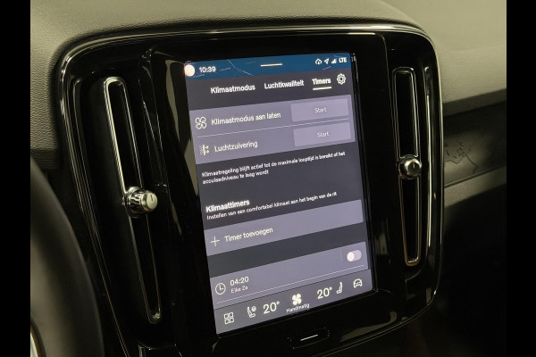Volvo EX40 Single Motor Extended Range Plus 82 kWh Warmtepomp | Adapt. cruise control | Stuur-/Stoelverwarming | Google | Camera | Keyless entry | Blis