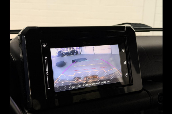 Suzuki Jimny 1.5 Stijl 4 persoons | Trekhaak | Stoelverwarming | Cruise-/climate control | Achteruitrij camera | Carplay