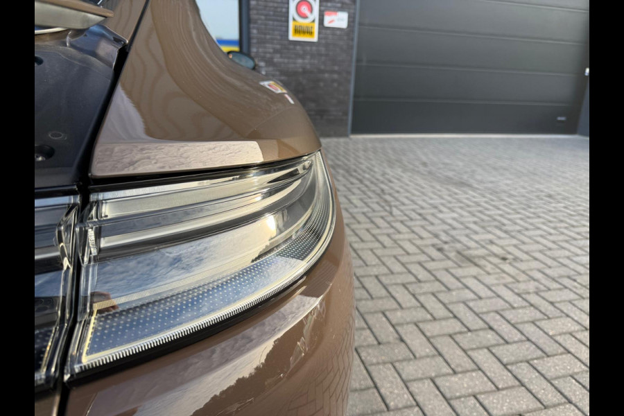 Porsche Panamera 2.9 4 E-Hybrid Platinum Edition | 2E EIGENAAR | 3/6/12MND GARANTIE | ACC | PANO | HUD | CARPLAY | SFEER | 360 CAMERA | BOMVOL | SOFTCLOSE |
