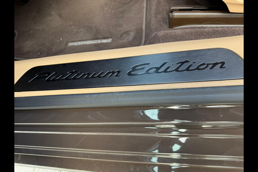 Porsche Panamera 2.9 4 E-Hybrid Platinum Edition | 2E EIGENAAR | 3/6/12MND GARANTIE | ACC | PANO | HUD | CARPLAY | SFEER | 360 CAMERA | BOMVOL | SOFTCLOSE |