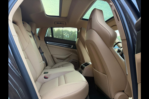 Porsche Panamera 2.9 4 E-Hybrid Platinum Edition | 2E EIGENAAR | 3/6/12MND GARANTIE | ACC | PANO | HUD | CARPLAY | SFEER | 360 CAMERA | BOMVOL | SOFTCLOSE |