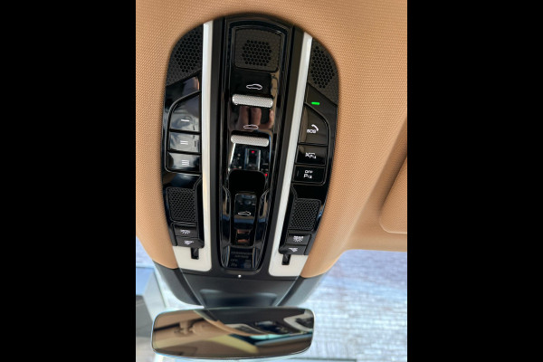 Porsche Panamera 2.9 4 E-Hybrid Platinum Edition | 2E EIGENAAR | 3/6/12MND GARANTIE | ACC | PANO | HUD | CARPLAY | SFEER | 360 CAMERA | BOMVOL | SOFTCLOSE |