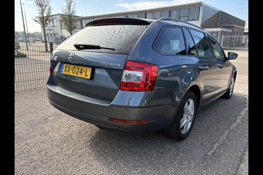 Škoda Octavia Combi 1.5 TSI DSG Greentech Ambition Business Automaat