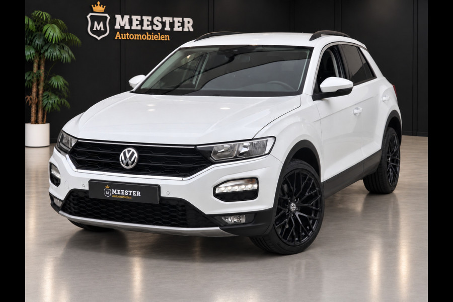 Volkswagen T-Roc 1.5 TSI Style |STUUR/STOELVERW.|ACC|CAMERA