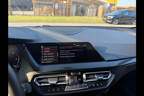BMW 1-serie 116d Executive | 1E EIGENAAR | 3/6/12MND GARANTIE | AUTOMAAT | LED | CARPLAY | SFEERVERLICHTING | CRUISE | AIRCO |