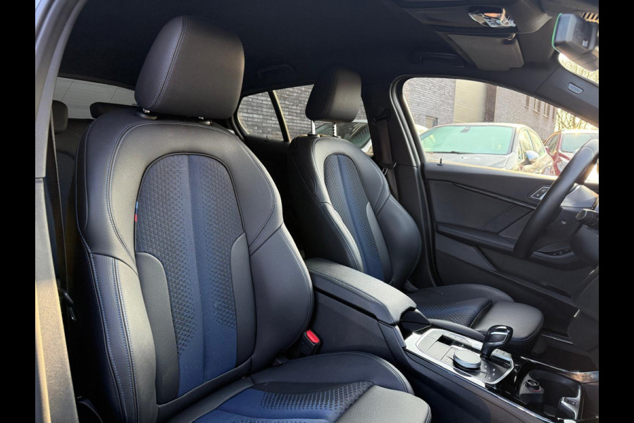 BMW 1-serie 116d Executive | 1E EIGENAAR | 3/6/12MND GARANTIE | AUTOMAAT | LED | CARPLAY | SFEERVERLICHTING | CRUISE | AIRCO |