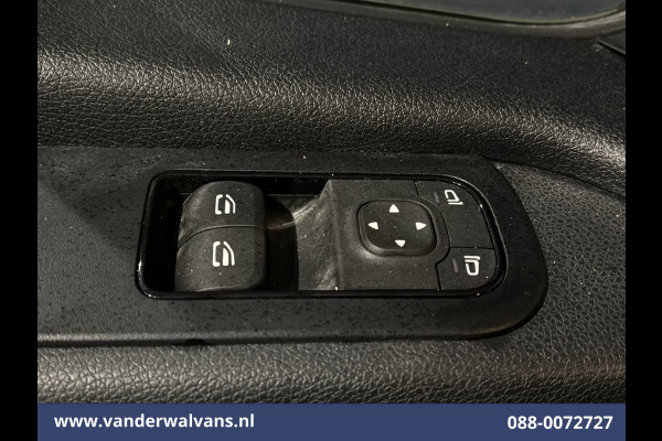 Mercedes-Benz Sprinter 317 CDI 170pk L2H1 Euro6 Airco | Camera | Navigatie | 2800kg Trekhaak | Apple Carplay Android Auto, Stoelverwarming, 270 Graden Achterdeuren, Parkeersensoren, Bijrijdersbank