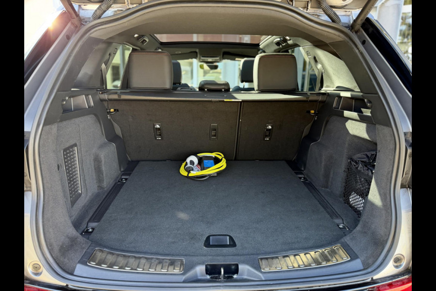 Land Rover Discovery Sport P300e 1.5 R-Dynamic SE |Pano|ACC|Leer|Meridian|Memory|Winterpakket|Sfeer|20"AllSeason