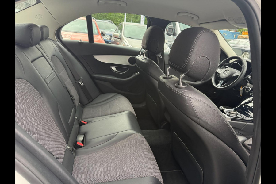 Mercedes-Benz C-Klasse 200 Premium Plus | 1E EIGENAAR | 3/6/12MND GARANTIE| LED | CRUISE | SFEER | STOELVERWM. | NAVI |