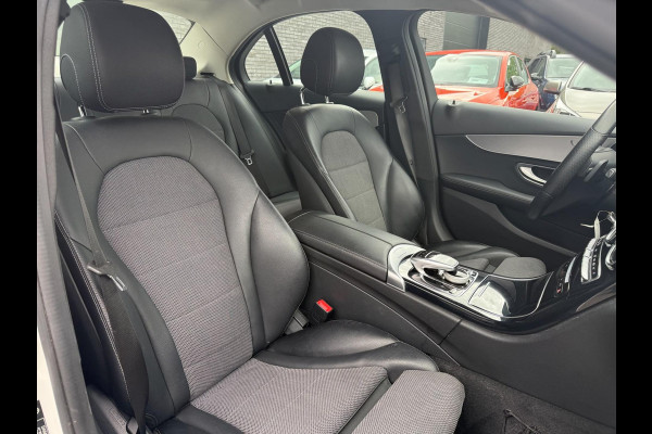 Mercedes-Benz C-Klasse 200 Premium Plus | 1E EIGENAAR | 3/6/12MND GARANTIE| LED | CRUISE | SFEER | STOELVERWM. | NAVI |