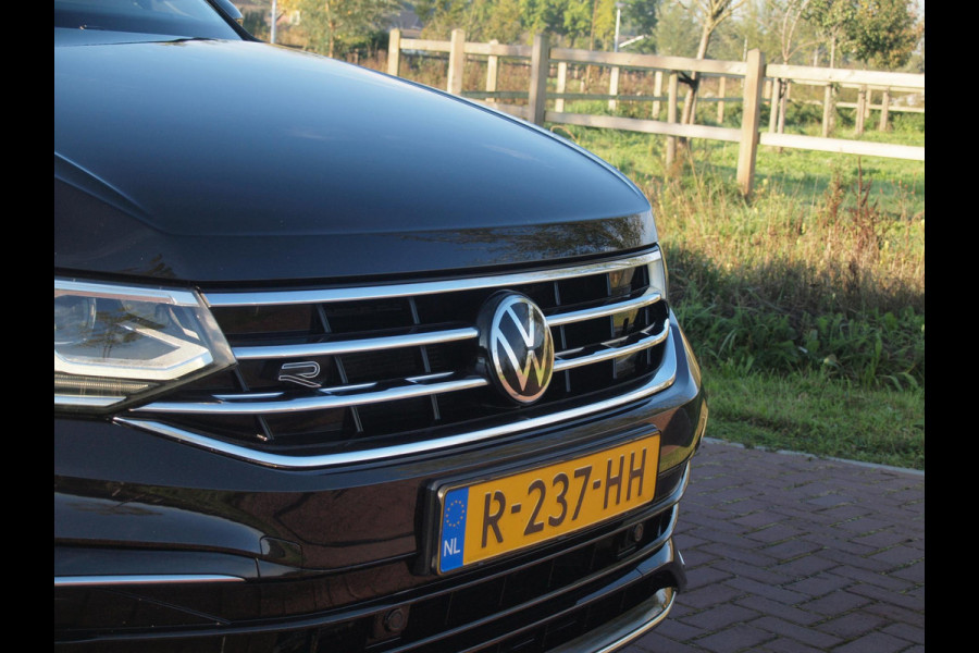 Volkswagen Tiguan 1.4 TSI eHybrid R-Line Business+ | Trekhaak | Apple Carplay | Sfeerverlichting | ACC | Virtual Cockpit | NL-Auto |