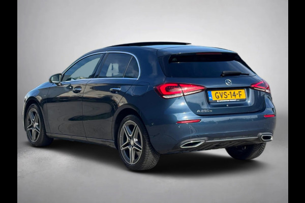 Mercedes-Benz A-Klasse 250e Business Solution AMG | 218PK | PANO | MEM SEATS | SFEERVERL | GROOT SCHERM | LEER | PERF ONDERHOUD |