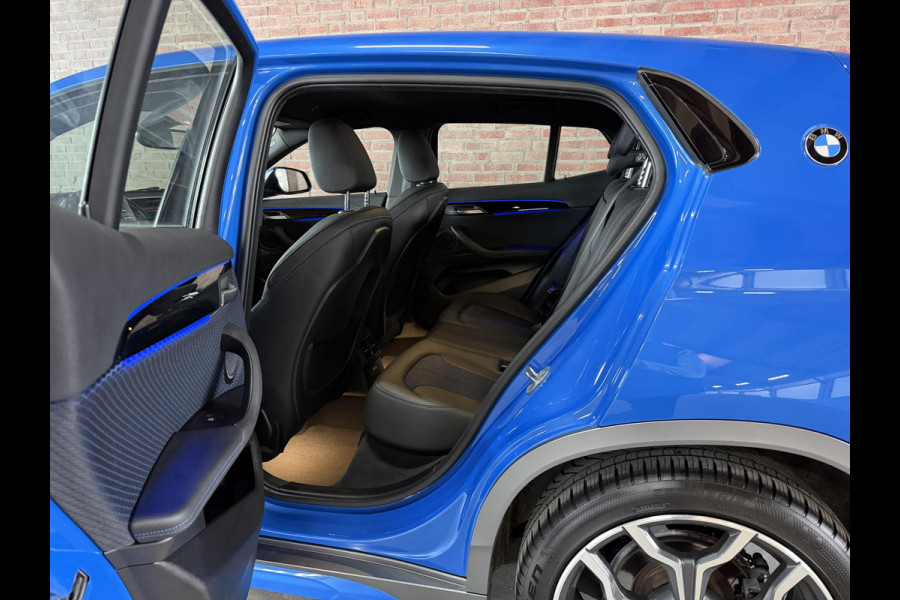 BMW X2 sDrive18i High Executive M-Sport / Leder / Navi / Camera / ALLSEASON