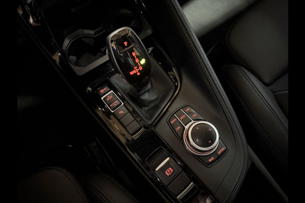 BMW X2 sDrive18i High Executive M-Sport / Leder / Navi / Camera / ALLSEASON