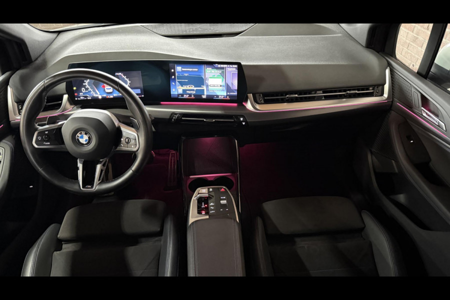 BMW 2 Serie Active Tourer 220i Camera / Navi / CarPlay / DAB
