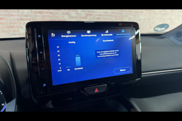 Toyota Yaris Cross 1.5 Hybrid 115 Team D. Winter pakket / Safety Pakket / Afn. Trekhaak / Marter Afweer ( Toyota) / CarPlay Wireless /Camera / PDC voor en achter