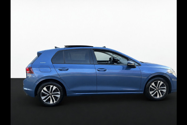 Volkswagen Golf 1.5 TSI LIFE EDITION CAMERA/NAVI/CARPLAY/PANORAMADAK