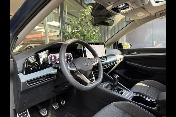 Volkswagen Golf 1.5 TSI LIFE EDITION CAMERA/NAVI/CARPLAY/PANORAMADAK