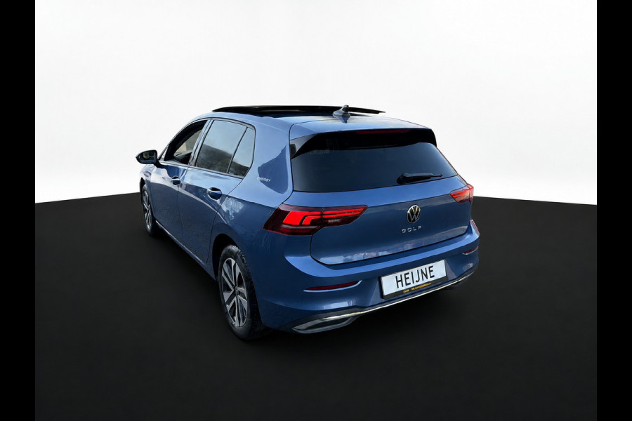 Volkswagen Golf 1.5 TSI LIFE EDITION CAMERA/NAVI/CARPLAY/PANORAMADAK