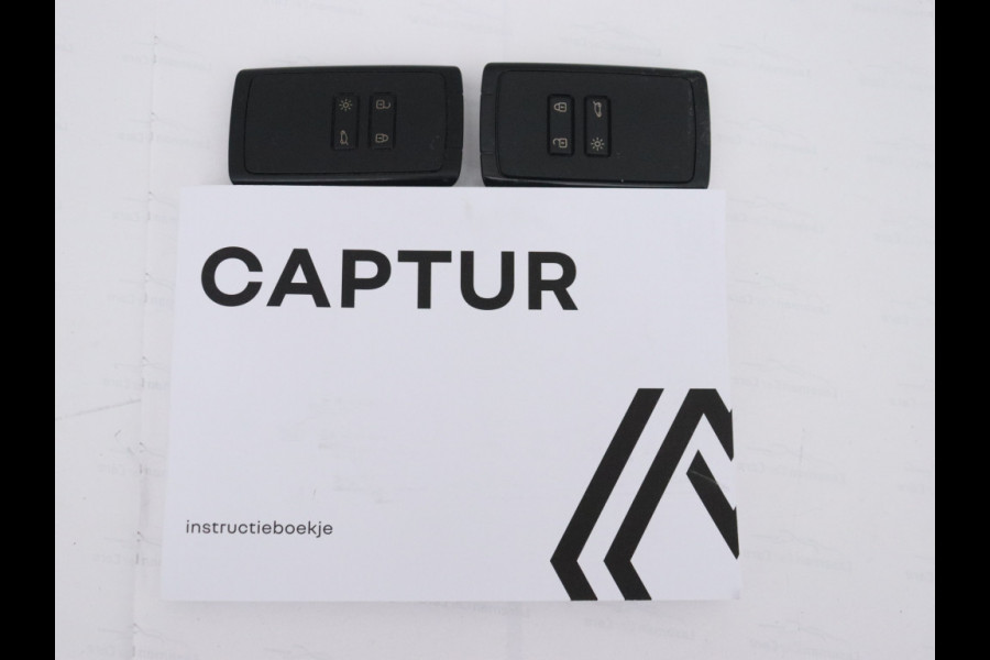Renault Captur 1.3 TCe 140PK Zen | DEALER ONDERHOUDEN | CLIMAT CONTROL | CARPLAY | PARK. SENSOREN | LM VELGEN