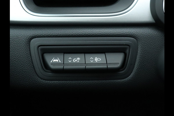 Renault Captur 1.3 TCe 140PK Zen | DEALER ONDERHOUDEN | CLIMAT CONTROL | CARPLAY | PARK. SENSOREN | LM VELGEN