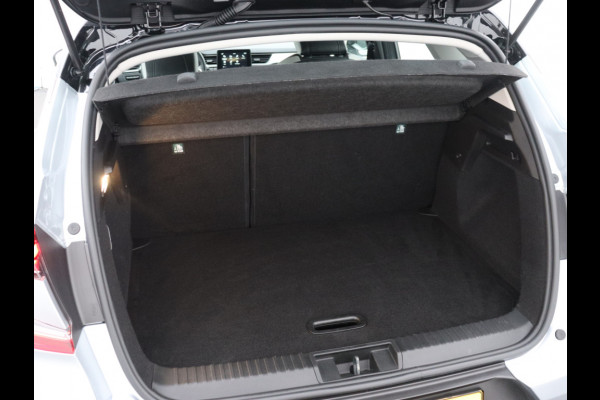 Renault Captur 1.3 TCe 140PK Zen | DEALER ONDERHOUDEN | CLIMAT CONTROL | CARPLAY | PARK. SENSOREN | LM VELGEN
