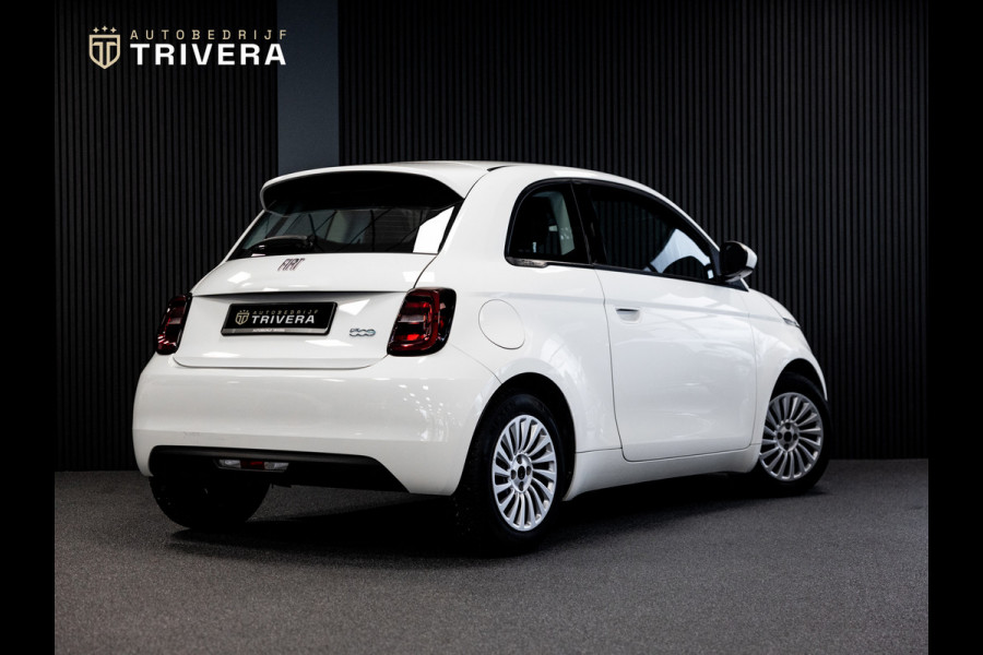 Fiat 500 Urban 24 kWh l SoH 96% l Virtueel cockpit l CARPLAY l Keyless entry l BTW auto l 1ste. eig. l Dealer onderh. l ALS NIEUW
