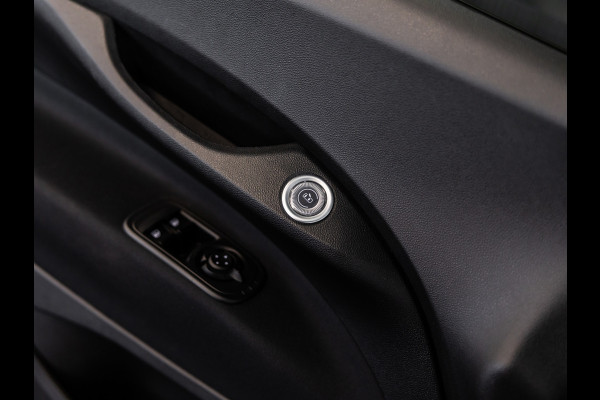 Fiat 500 Urban 24 kWh l SoH 96% l Virtueel cockpit l CARPLAY l Keyless entry l BTW auto l 1ste. eig. l Dealer onderh. l ALS NIEUW