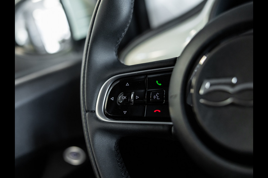 Fiat 500 Urban 24 kWh l SoH 96% l Virtueel cockpit l CARPLAY l Keyless entry l BTW auto l 1ste. eig. l Dealer onderh. l ALS NIEUW