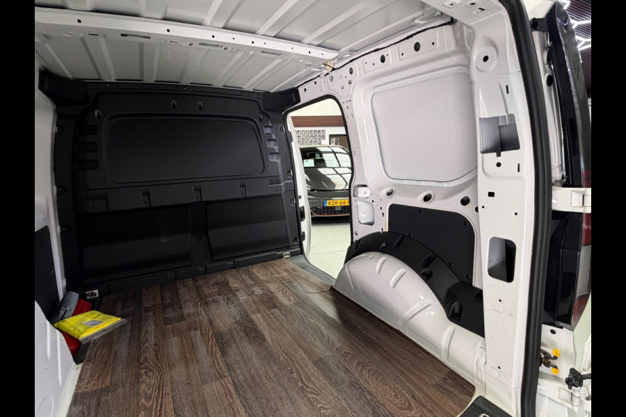 Volkswagen Caddy Cargo 1.5 TSI CarPlay Camera Automaat