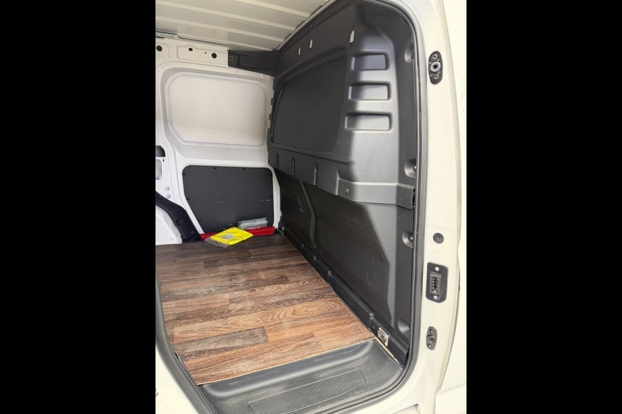Volkswagen Caddy Cargo 1.5 TSI CarPlay Camera Automaat