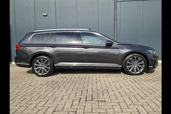 Volkswagen Passat Variant 1.4 TSI PHEV GTE * Panoramadak * Elek. Achterklep * Navigatiesysteem * 18 Inch Velgen *