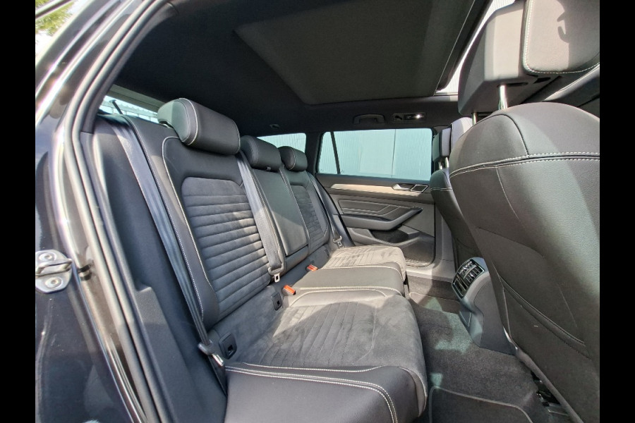 Volkswagen Passat Variant 1.4 TSI PHEV GTE * Panoramadak * Elek. Achterklep * Navigatiesysteem * 18 Inch Velgen *