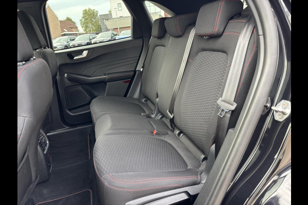 Ford Kuga 2.5 PHEV ST-Line 243pk Wegklapbare Trekhaak | Winterpack | Digitale cockpit | Achteruitrijcamera | 2.100kg Trekgewicht