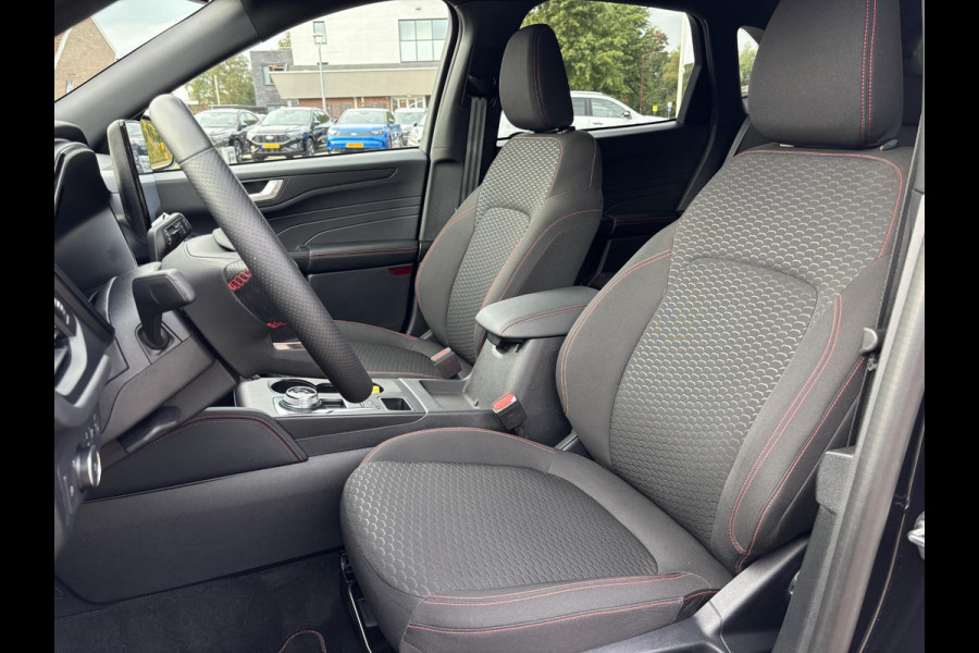 Ford Kuga 2.5 PHEV ST-Line 243pk Wegklapbare Trekhaak | Winterpack | Digitale cockpit | Achteruitrijcamera | 2.100kg Trekgewicht