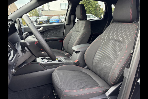 Ford Kuga 2.5 PHEV ST-Line 243pk Wegklapbare Trekhaak | Winterpack | Digitale cockpit | Achteruitrijcamera | 2.100kg Trekgewicht