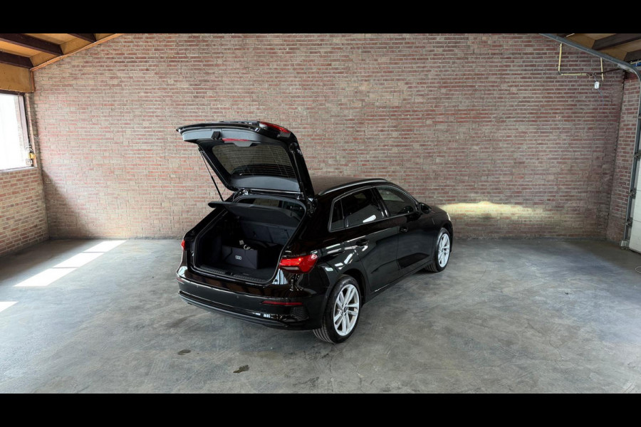 Audi A3 Sportback 40 TFSI e Advanced edition Camera / Leder / ACC / CarPlay