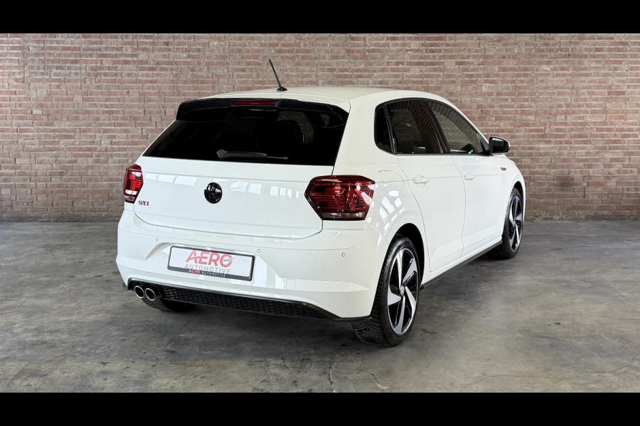 Volkswagen Polo 2.0 TSI GTI Clima / Winter Pakket / CarPlay / ABC Uitlaat systeem / Navi / PDC