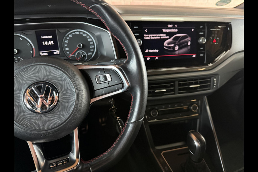 Volkswagen Polo 2.0 TSI GTI Clima / Winter Pakket / CarPlay / ABC Uitlaat systeem / Navi / PDC