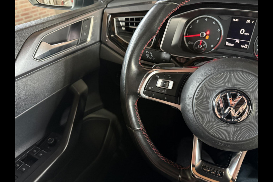 Volkswagen Polo 2.0 TSI GTI Clima / Winter Pakket / CarPlay / ABC Uitlaat systeem / Navi / PDC