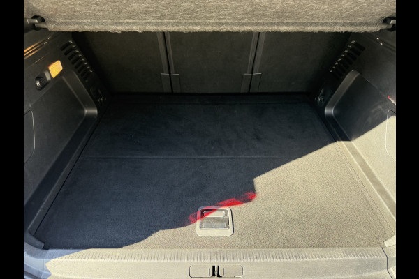 Citroën C5 Aircross 1.6 Plug-in Hybrid 225 Feel / Camera / Sensoren V+A / Keyless / Carplay / 18'' LM /